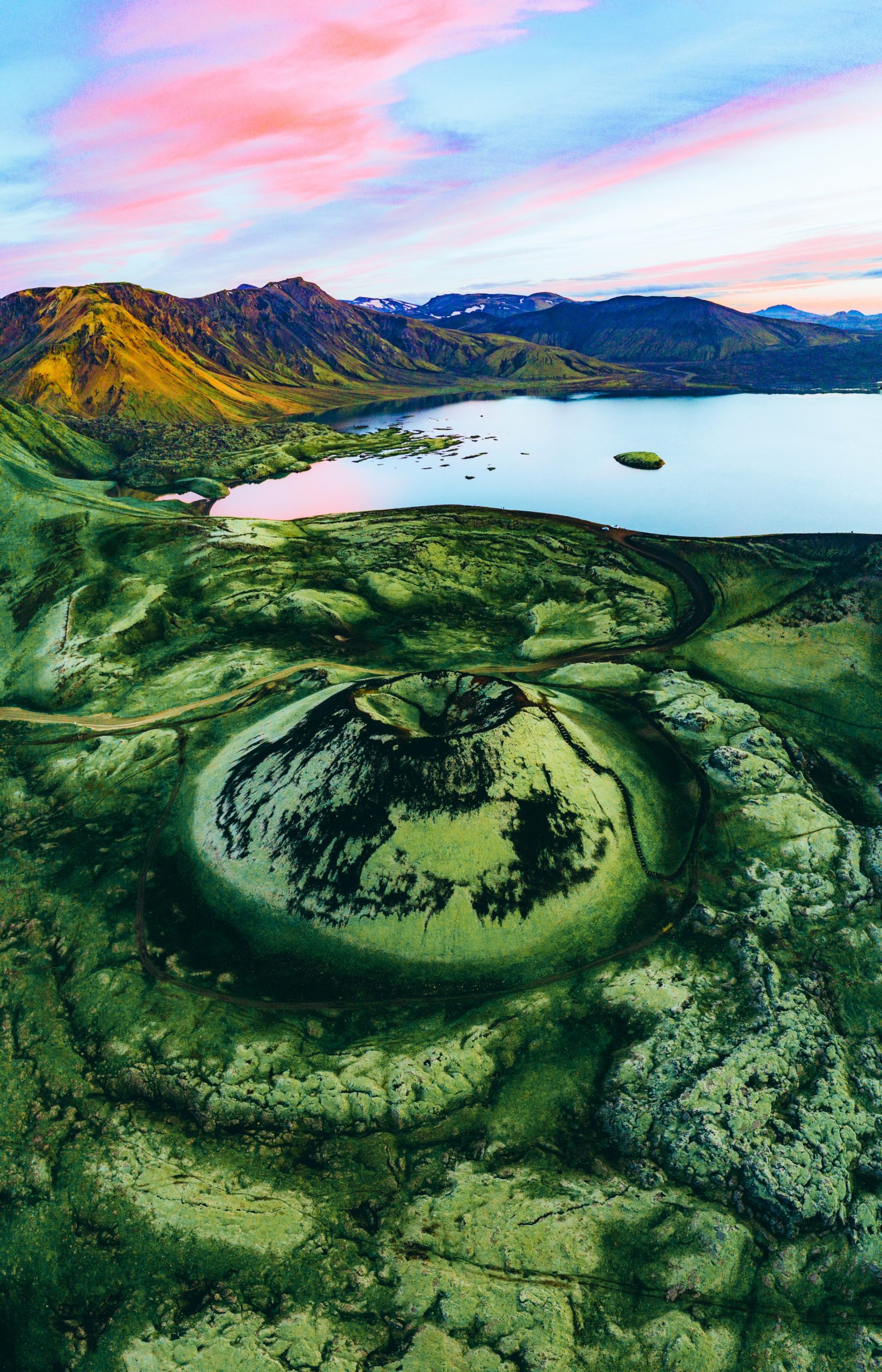 thomas-bennie-C7eJKoTRbT0-unsplash(2) Landscape
